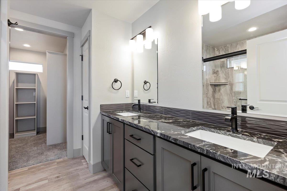 1304 20th Ave E, Jerome, Idaho 83338, 4 Bedrooms, 2.5 Bathrooms, Residential For Sale, Price $430,000,MLS 98961198