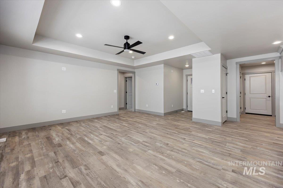 1304 20th Ave E, Jerome, Idaho 83338, 4 Bedrooms, 2.5 Bathrooms, Residential For Sale, Price $430,000,MLS 98961198