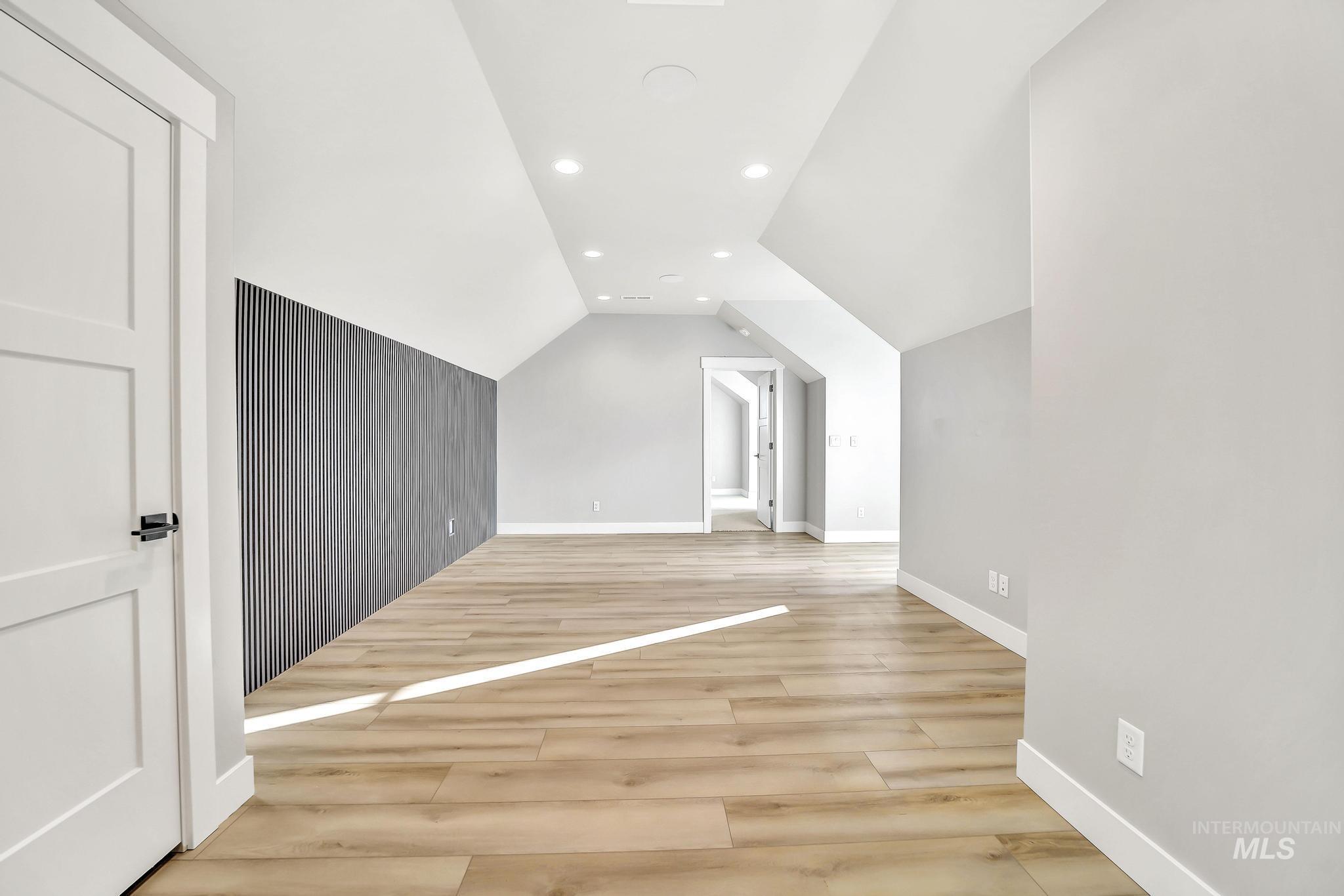 1580 Clear Creek Loop, Twin Falls, Idaho 83301, 3 Bedrooms, 2.5 Bathrooms, Residential For Sale, Price $938,000,MLS 98961202