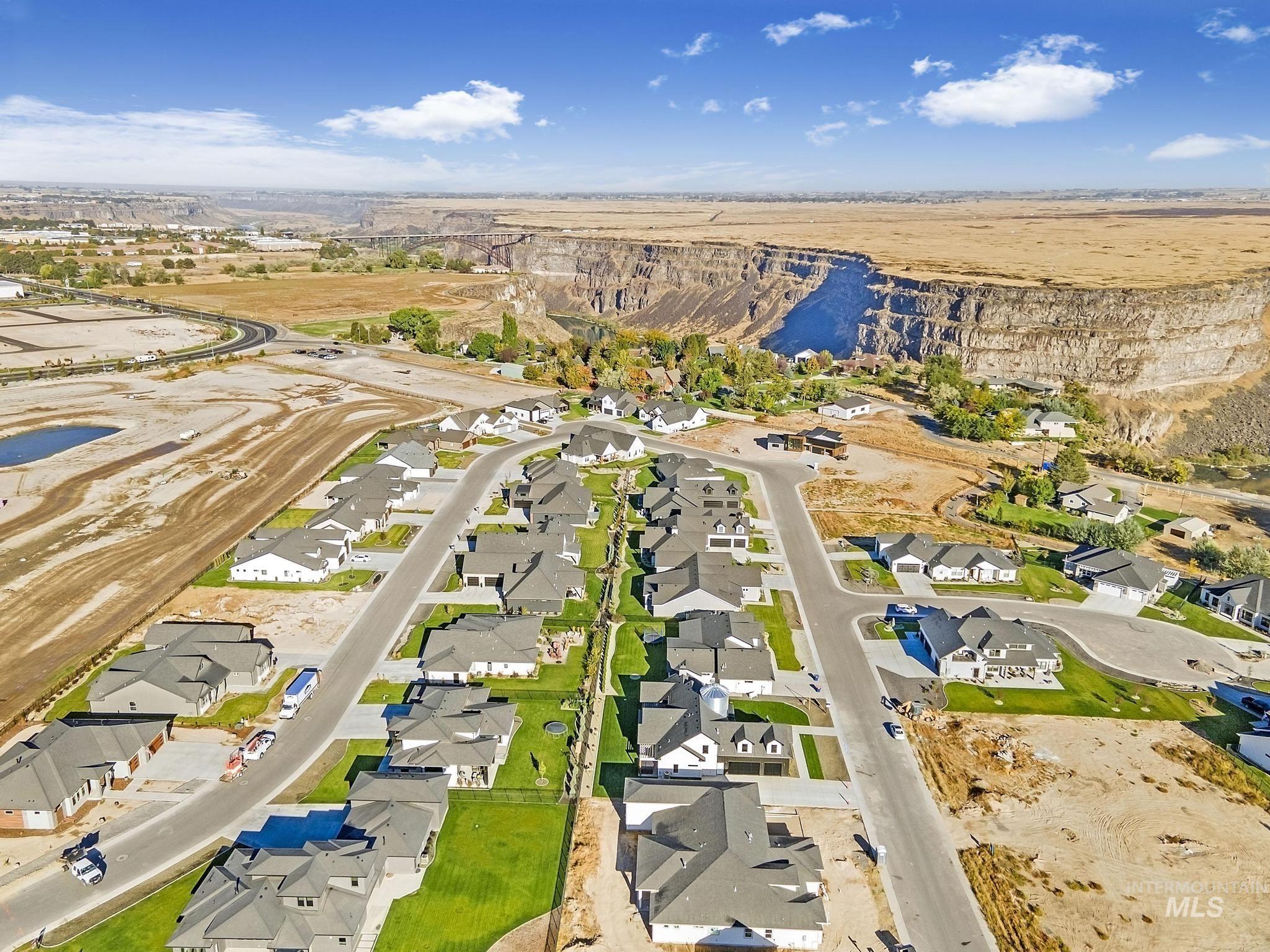1580 Clear Creek Loop, Twin Falls, Idaho 83301, 3 Bedrooms, 2.5 Bathrooms, Residential For Sale, Price $938,000,MLS 98961202