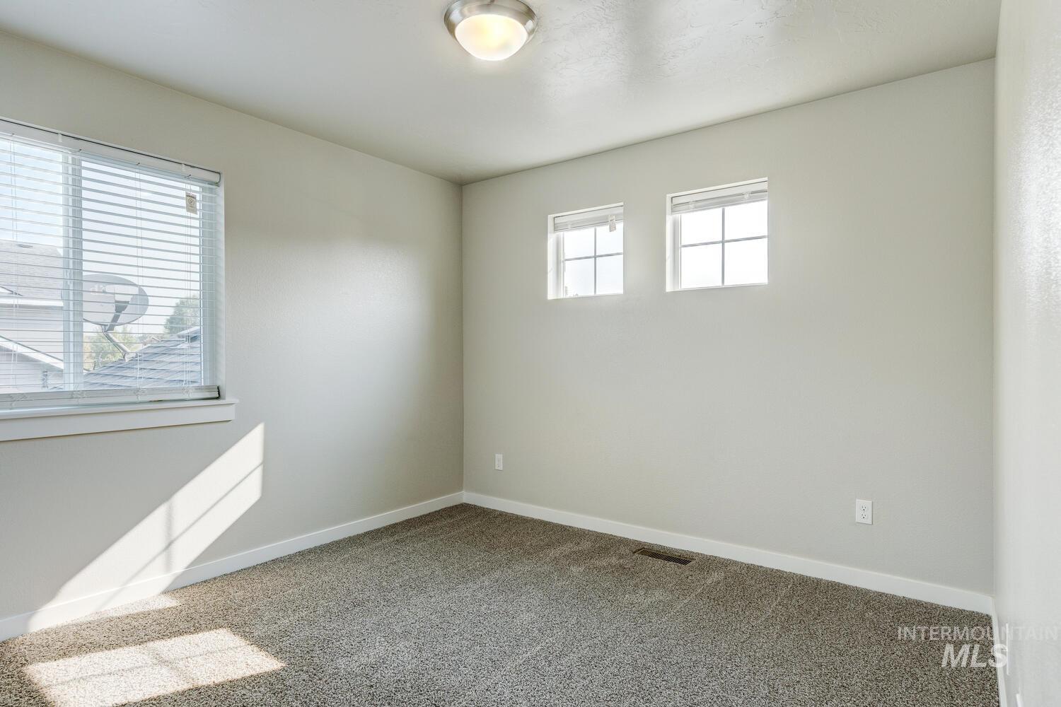 3545 S. Fork Ave., Nampa, Idaho 83686, 4 Bedrooms, 2.5 Bathrooms, Residential For Sale, Price $434,990,MLS 98961219