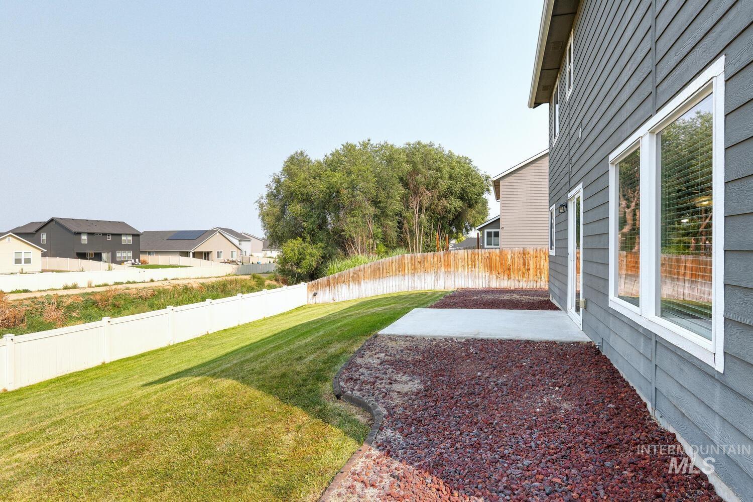 3545 S. Fork Ave., Nampa, Idaho 83686, 4 Bedrooms, 2.5 Bathrooms, Residential For Sale, Price $434,990,MLS 98961219