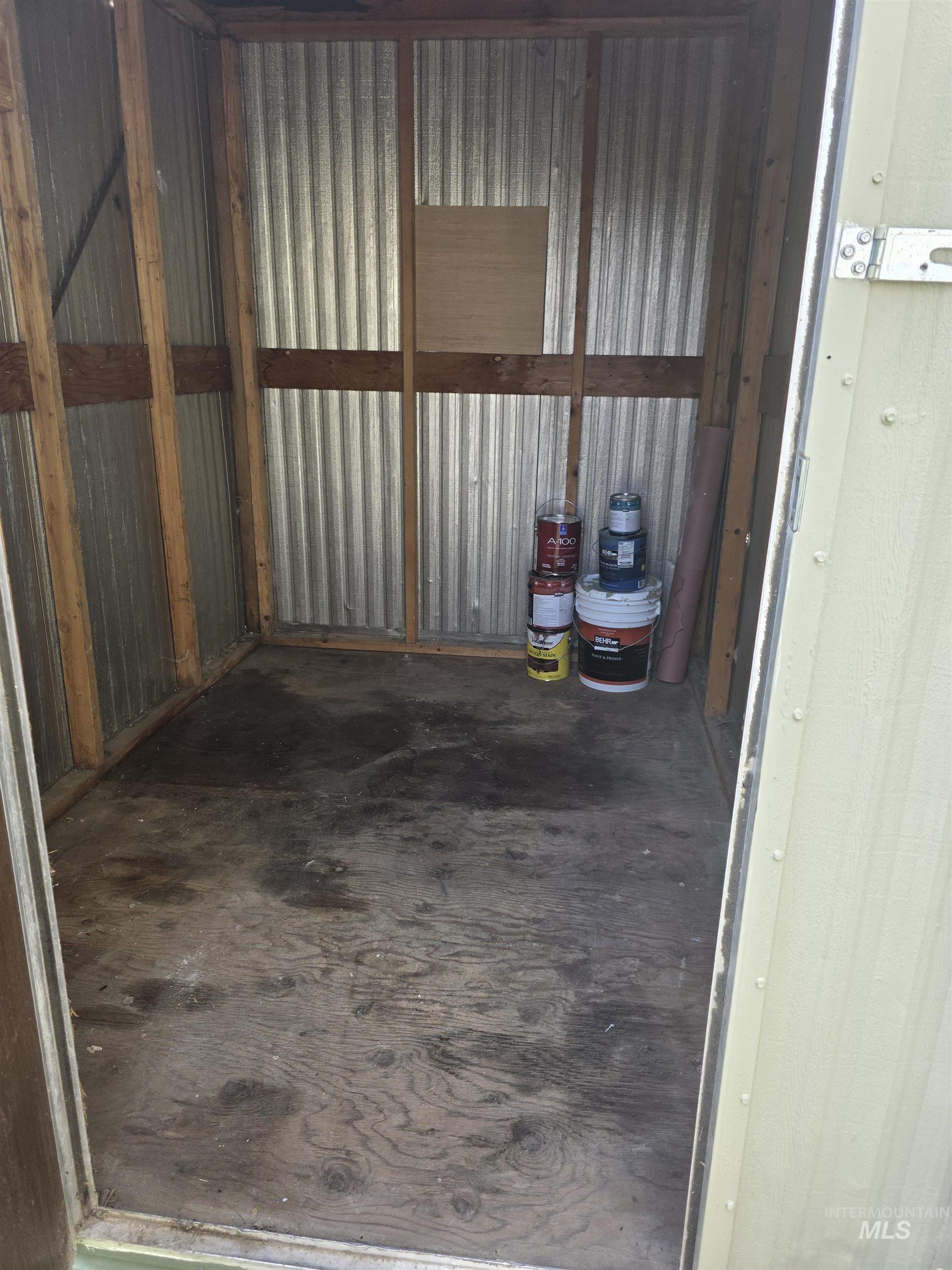 415 E 44th St, Garden City, Idaho 83714, 3 Bedrooms, 1 Bathroom, Residential For Sale, Price $55,000,MLS 98961233