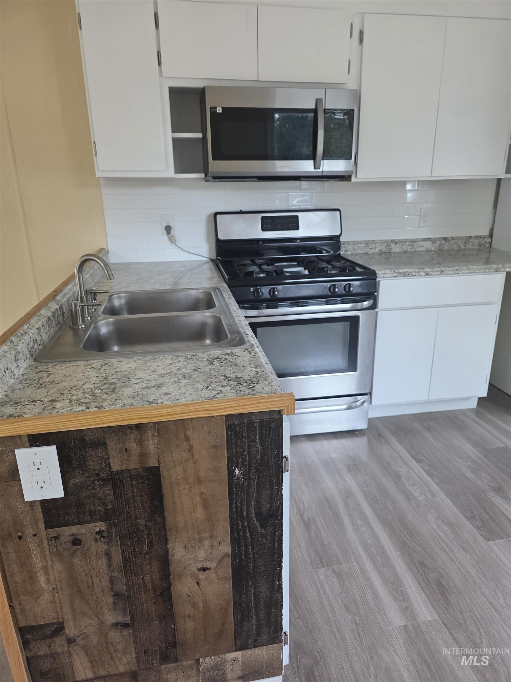 415 E 44th St, Garden City, Idaho 83714, 3 Bedrooms, 1 Bathroom, Residential For Sale, Price $55,000,MLS 98961233