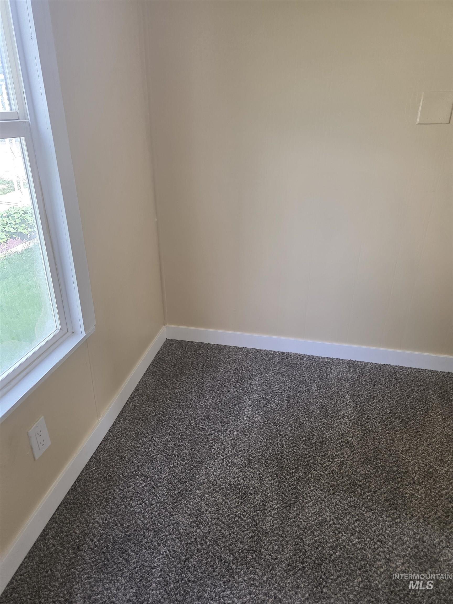 415 E 44th St, Garden City, Idaho 83714, 3 Bedrooms, 1 Bathroom, Residential For Sale, Price $55,000,MLS 98961233