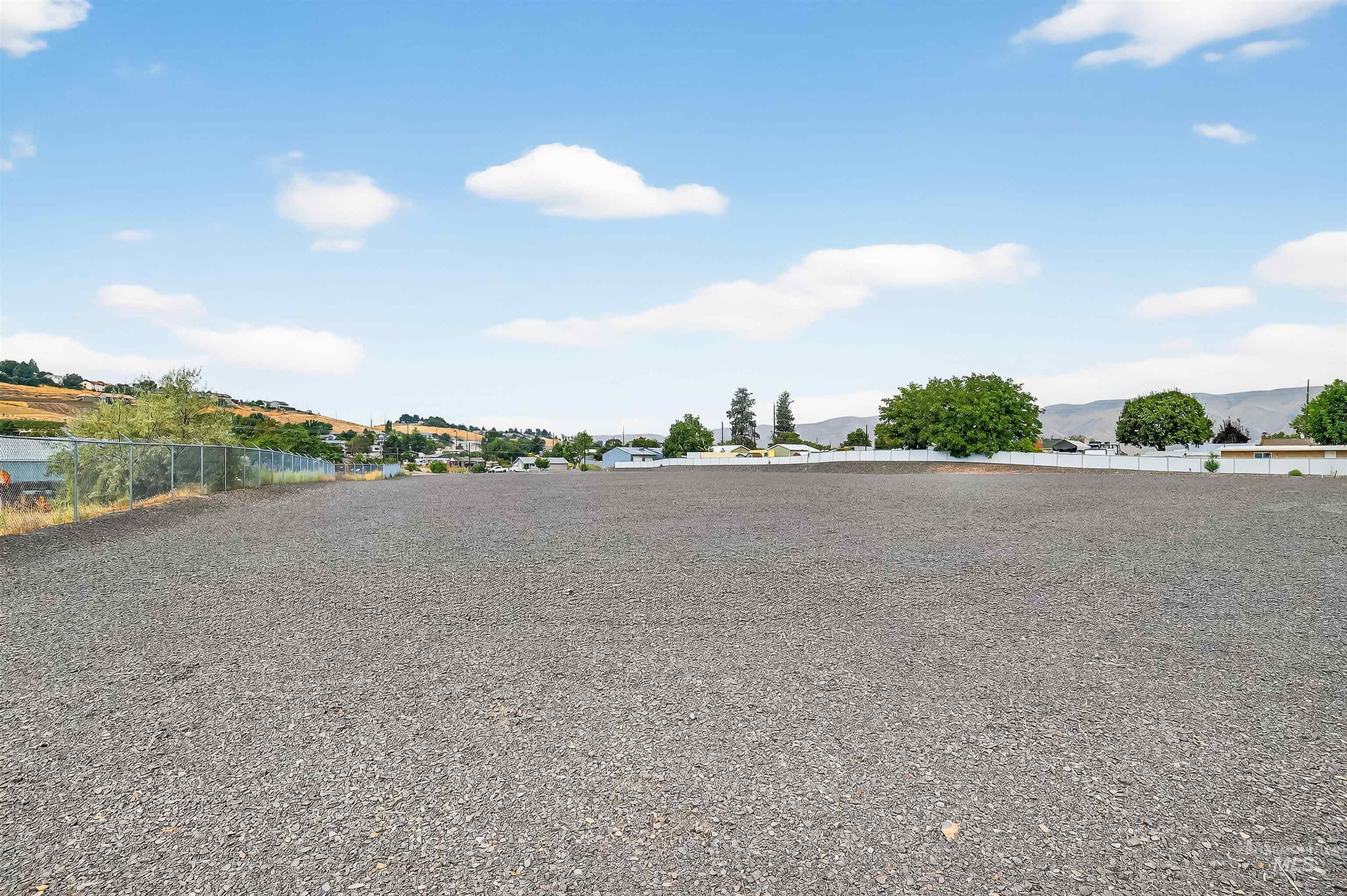 NNA 13th Street, Clarkston, Washington 99403, Land For Sale, Price $1,200,000, 98961241