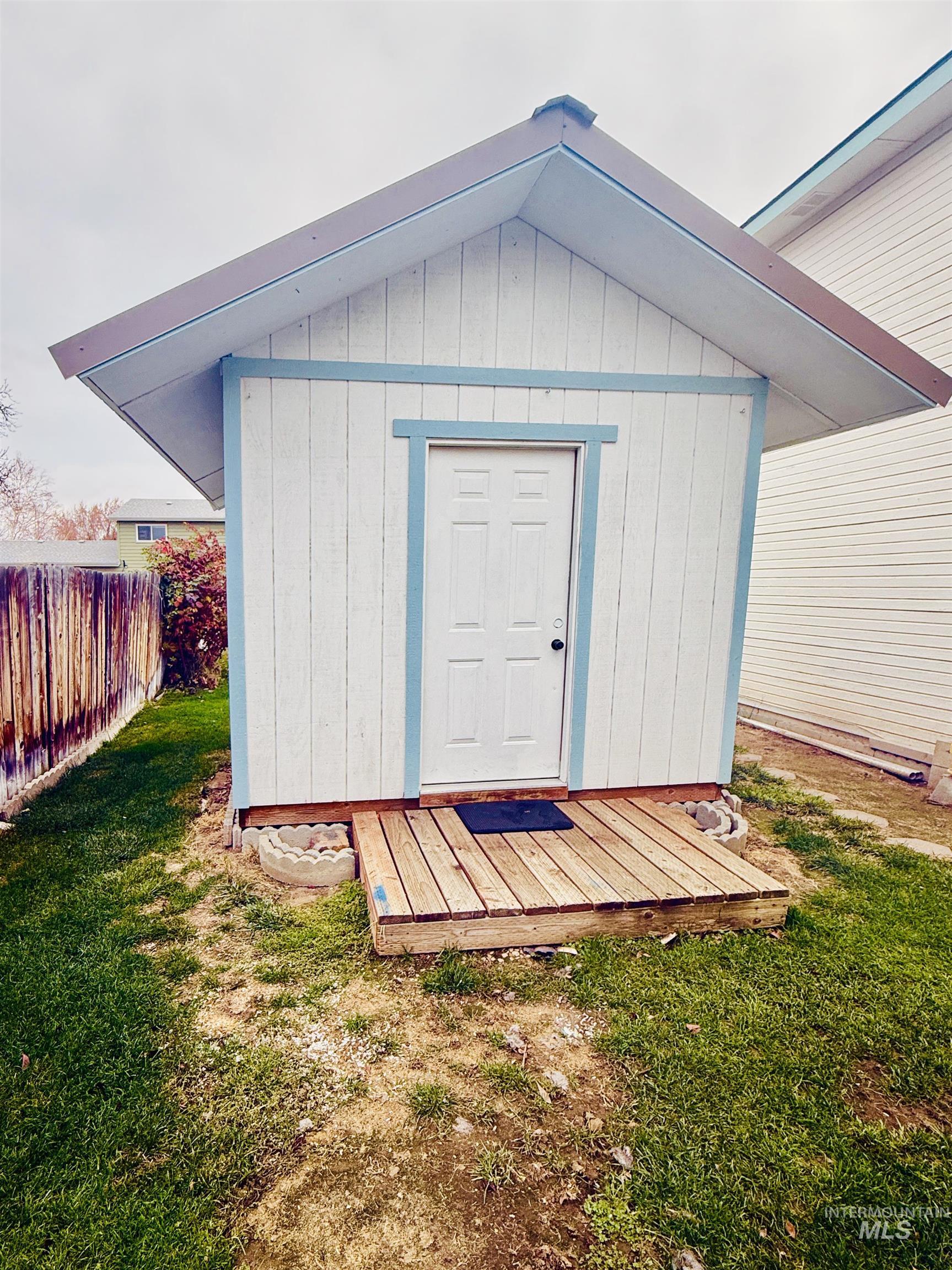 1730 Castle Way, Mountain Home, Idaho 83647, 3 Bedrooms, 2.5 Bathrooms, Residential For Sale, Price $389,900, 98961272