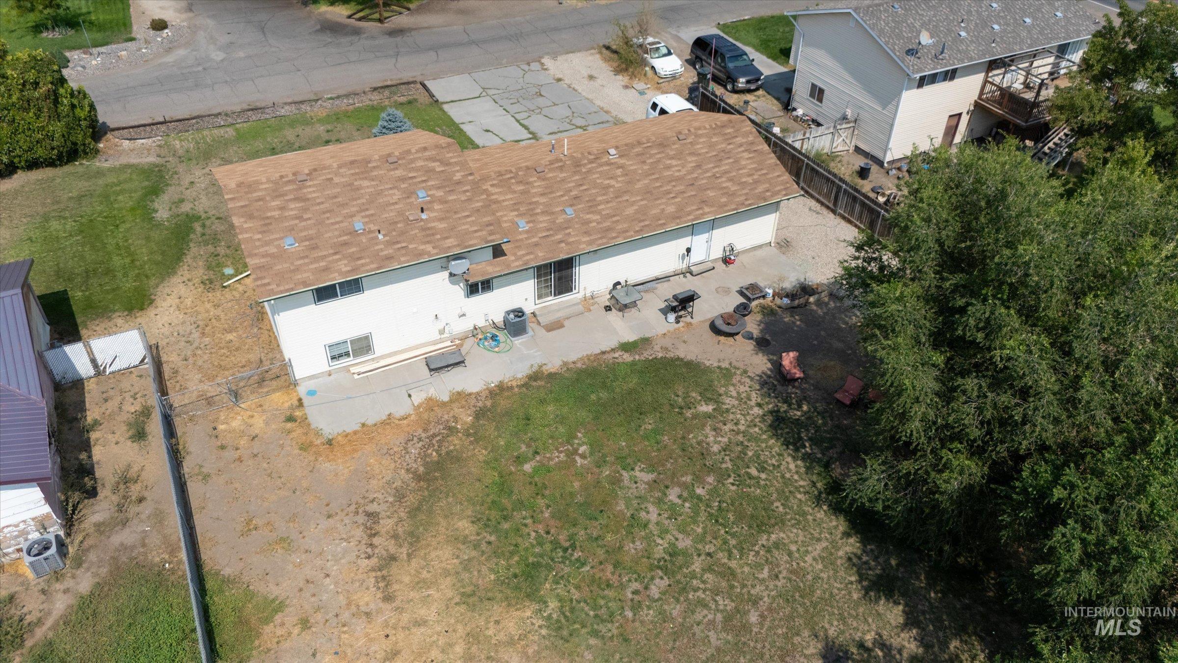 115 NW Wilson Circle, Mountain Home, Idaho 83647, 4 Bedrooms, 2 Bathrooms, Residential For Sale, Price $345,000,MLS 98961297