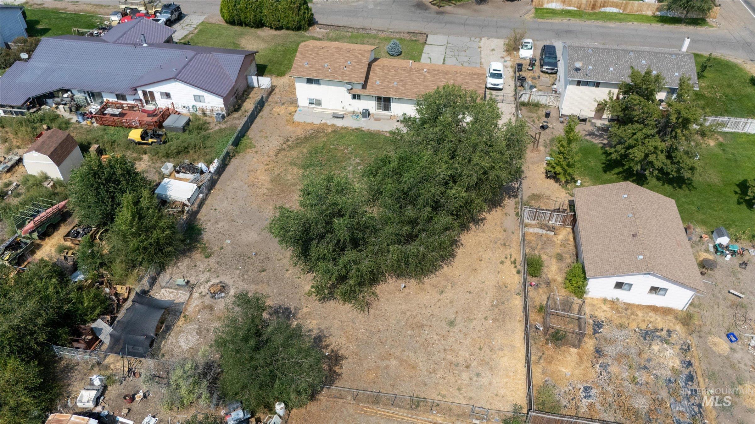 115 NW Wilson Circle, Mountain Home, Idaho 83647, 4 Bedrooms, 2 Bathrooms, Residential For Sale, Price $345,000,MLS 98961297