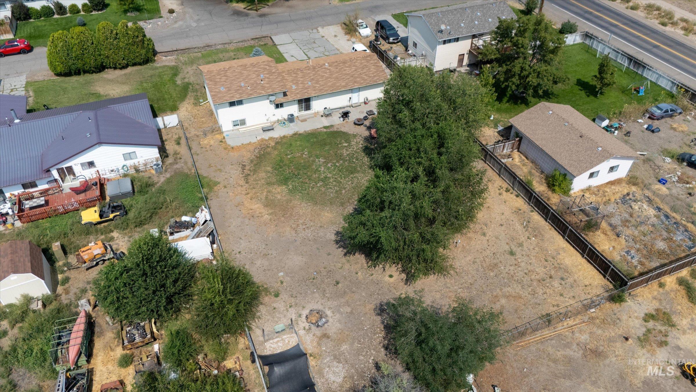 115 NW Wilson Circle, Mountain Home, Idaho 83647, 4 Bedrooms, 2 Bathrooms, Residential For Sale, Price $345,000,MLS 98961297