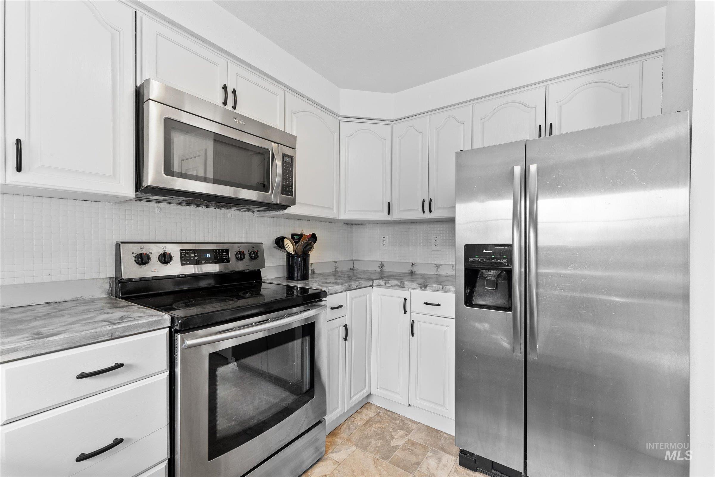 115 NW Wilson Circle, Mountain Home, Idaho 83647, 4 Bedrooms, 2 Bathrooms, Residential For Sale, Price $345,000,MLS 98961297