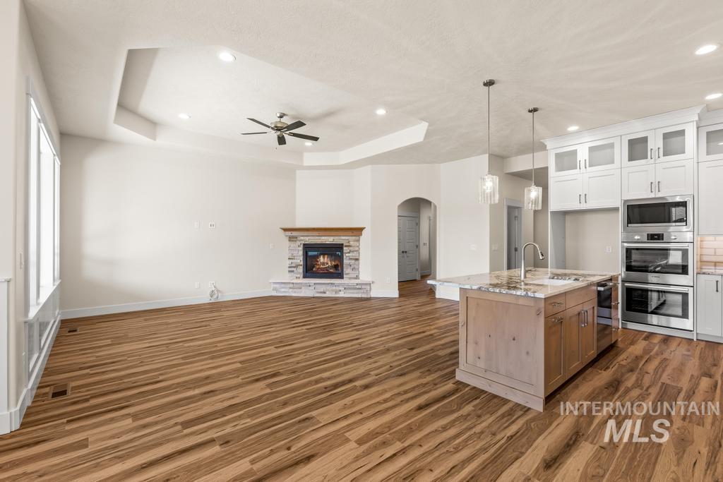 1967 N Ayrshire Ave, Middleton, Idaho 83644, 4 Bedrooms, 2.5 Bathrooms, Residential For Sale, Price $696,900,MLS 98961317