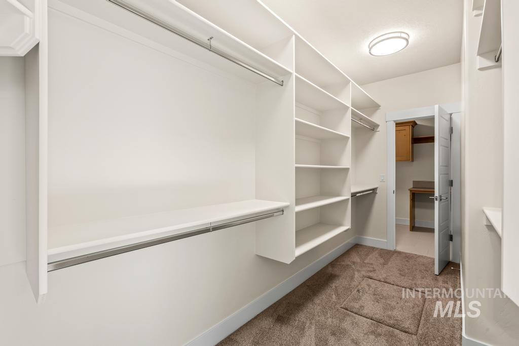 1967 N Ayrshire Ave, Middleton, Idaho 83644, 4 Bedrooms, 2.5 Bathrooms, Residential For Sale, Price $696,900,MLS 98961317