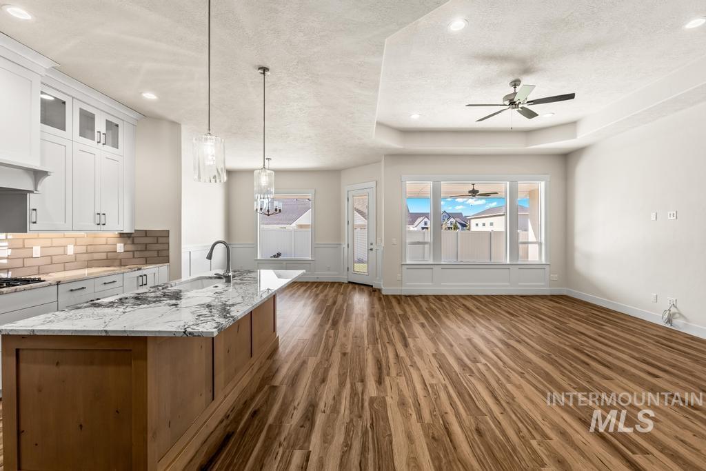 1967 N Ayrshire Ave, Middleton, Idaho 83644, 4 Bedrooms, 2.5 Bathrooms, Residential For Sale, Price $696,900,MLS 98961317