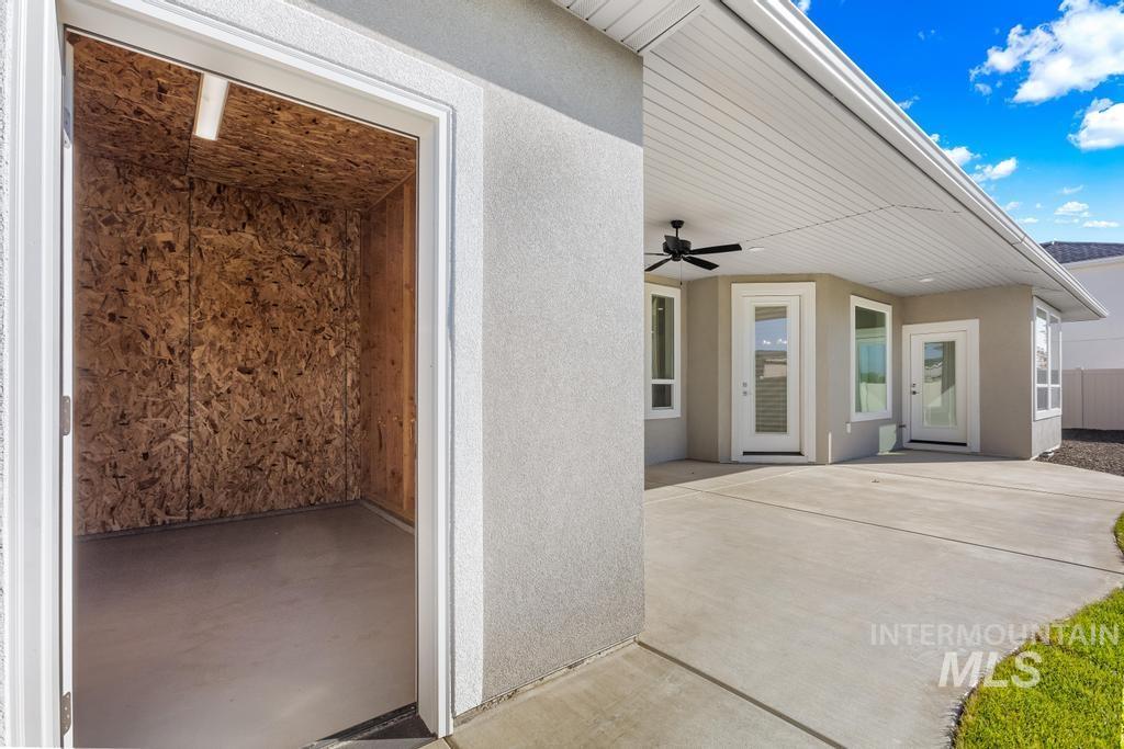 1967 N Ayrshire Ave, Middleton, Idaho 83644, 4 Bedrooms, 2.5 Bathrooms, Residential For Sale, Price $696,900,MLS 98961317