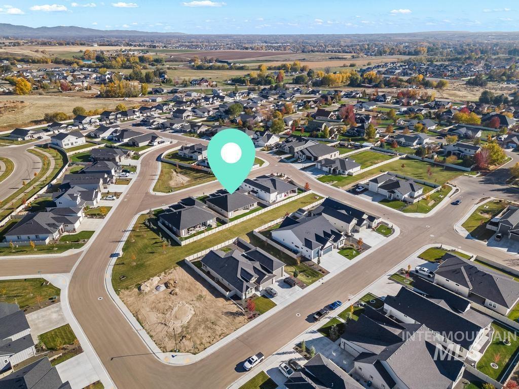 1967 N Ayrshire Ave, Middleton, Idaho 83644, 4 Bedrooms, 2.5 Bathrooms, Residential For Sale, Price $696,900,MLS 98961317