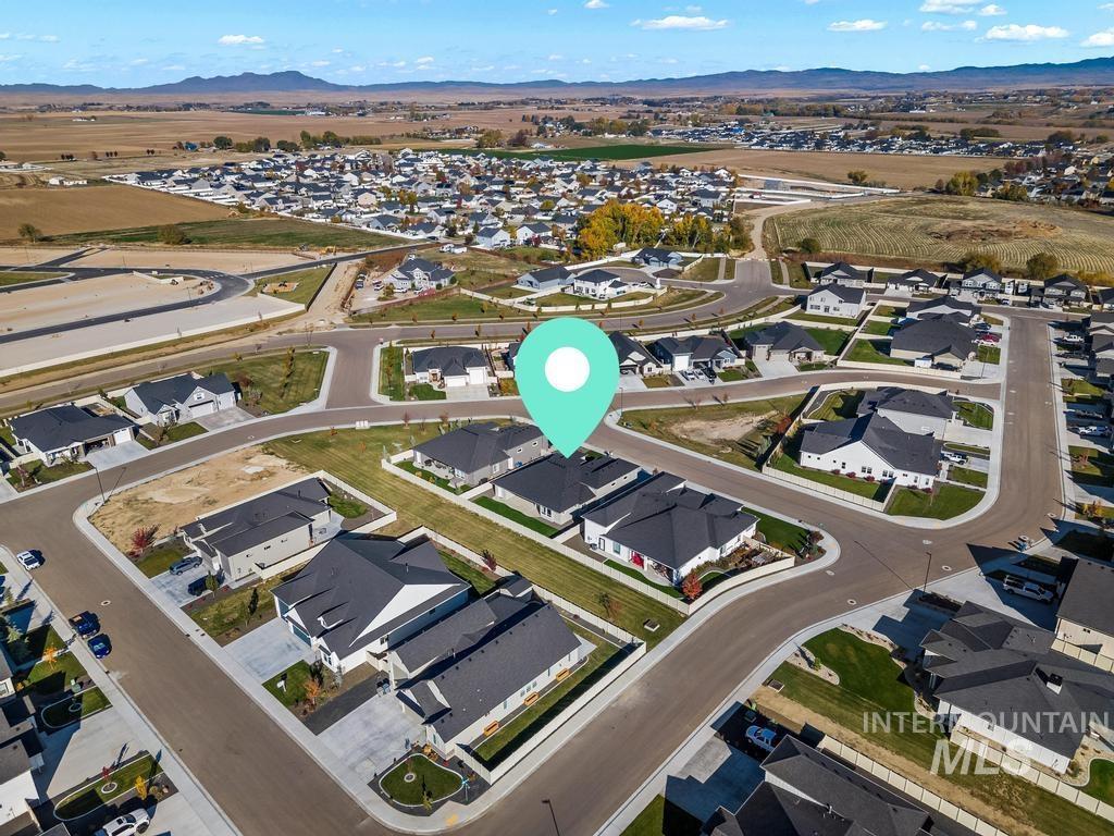 1967 N Ayrshire Ave, Middleton, Idaho 83644, 4 Bedrooms, 2.5 Bathrooms, Residential For Sale, Price $696,900,MLS 98961317