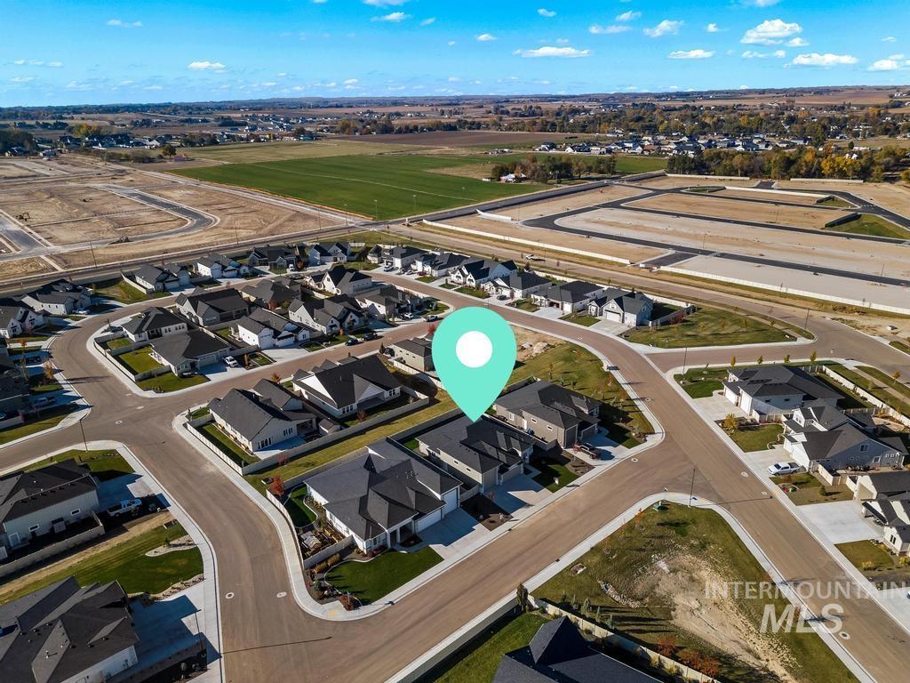 1967 N Ayrshire Ave, Middleton, Idaho 83644, 4 Bedrooms, 2.5 Bathrooms, Residential For Sale, Price $696,900,MLS 98961317