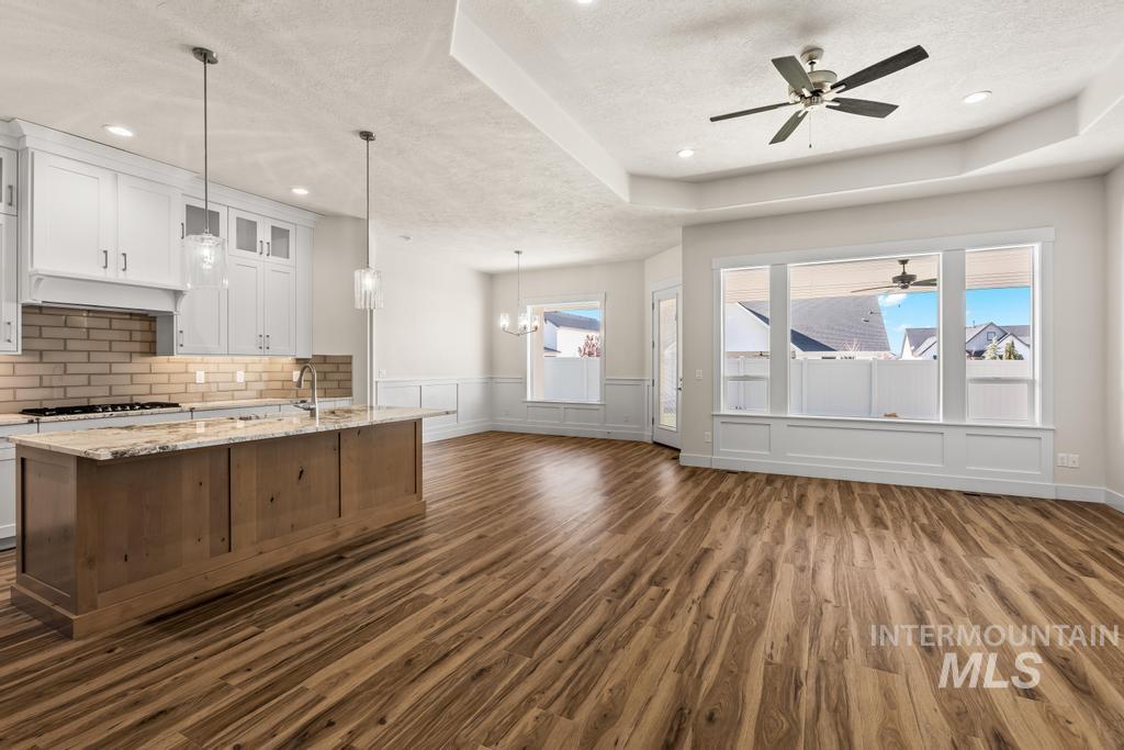 1967 N Ayrshire Ave, Middleton, Idaho 83644, 4 Bedrooms, 2.5 Bathrooms, Residential For Sale, Price $696,900,MLS 98961317