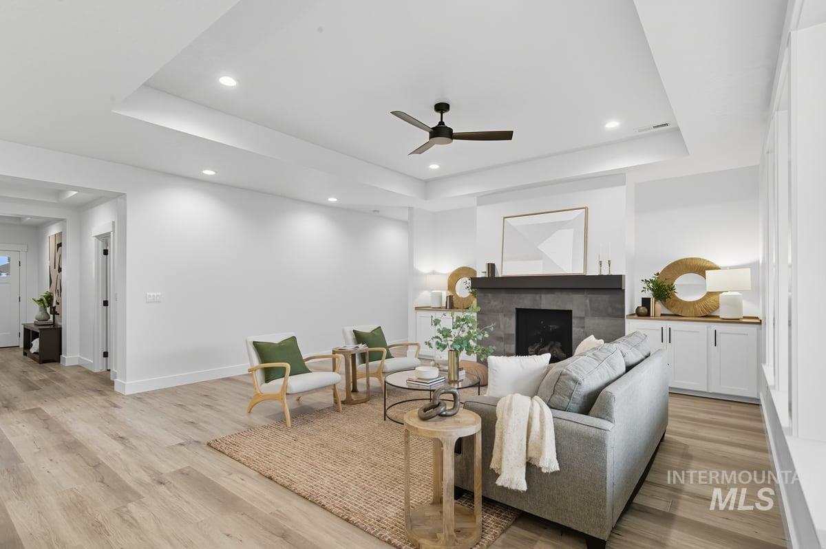 1986 W Ibis Dr., Nampa, Idaho 83686, 3 Bedrooms, 2 Bathrooms, Residential For Sale, Price $525,900,MLS 98961334