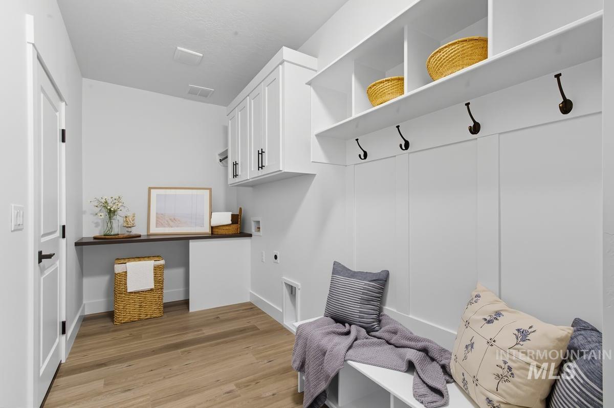 1986 W Ibis Dr., Nampa, Idaho 83686, 3 Bedrooms, 2 Bathrooms, Residential For Sale, Price $525,900,MLS 98961334