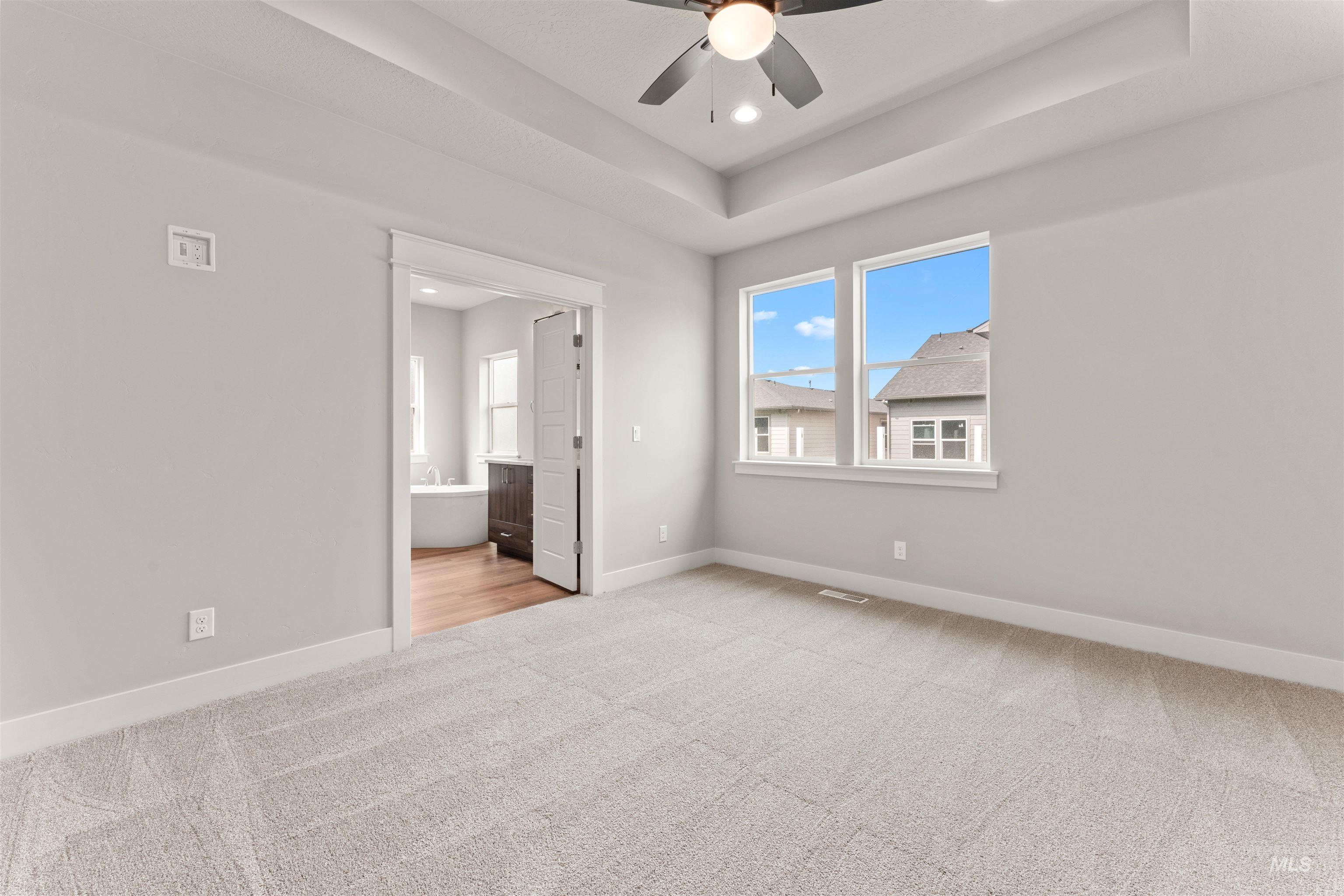 4424 E Wingate Ct, Nampa, Idaho 83687, 5 Bedrooms, 3 Bathrooms, Residential For Sale, Price $565,000,MLS 98961341