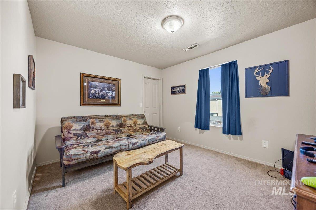 208 Parkland Way, Caldwell, Idaho 83605, 4 Bedrooms, 2.5 Bathrooms, Residential For Sale, Price $399,900,MLS 98961349