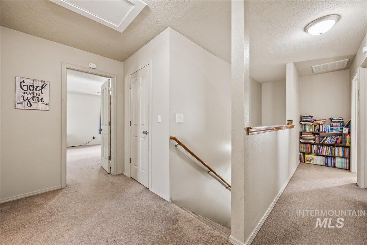 208 Parkland Way, Caldwell, Idaho 83605, 4 Bedrooms, 2.5 Bathrooms, Residential For Sale, Price $399,900,MLS 98961349