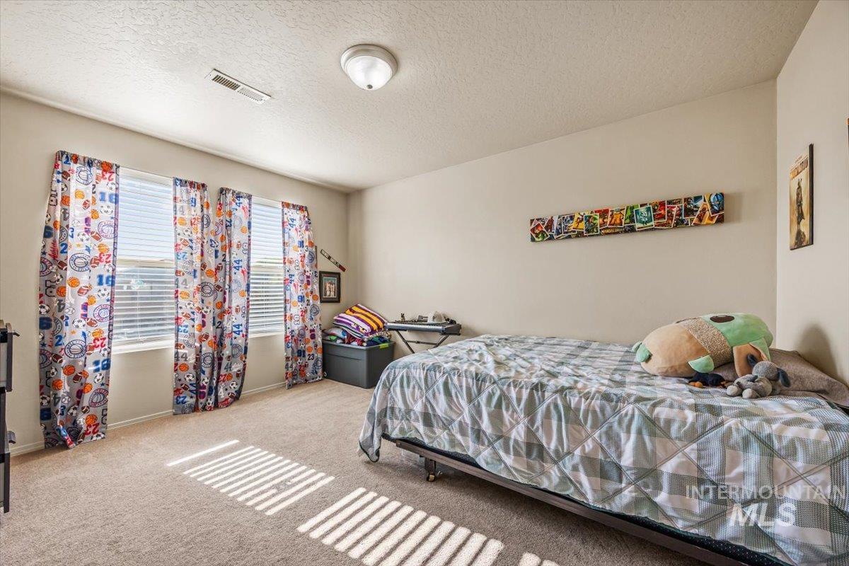 208 Parkland Way, Caldwell, Idaho 83605, 4 Bedrooms, 2.5 Bathrooms, Residential For Sale, Price $399,900,MLS 98961349