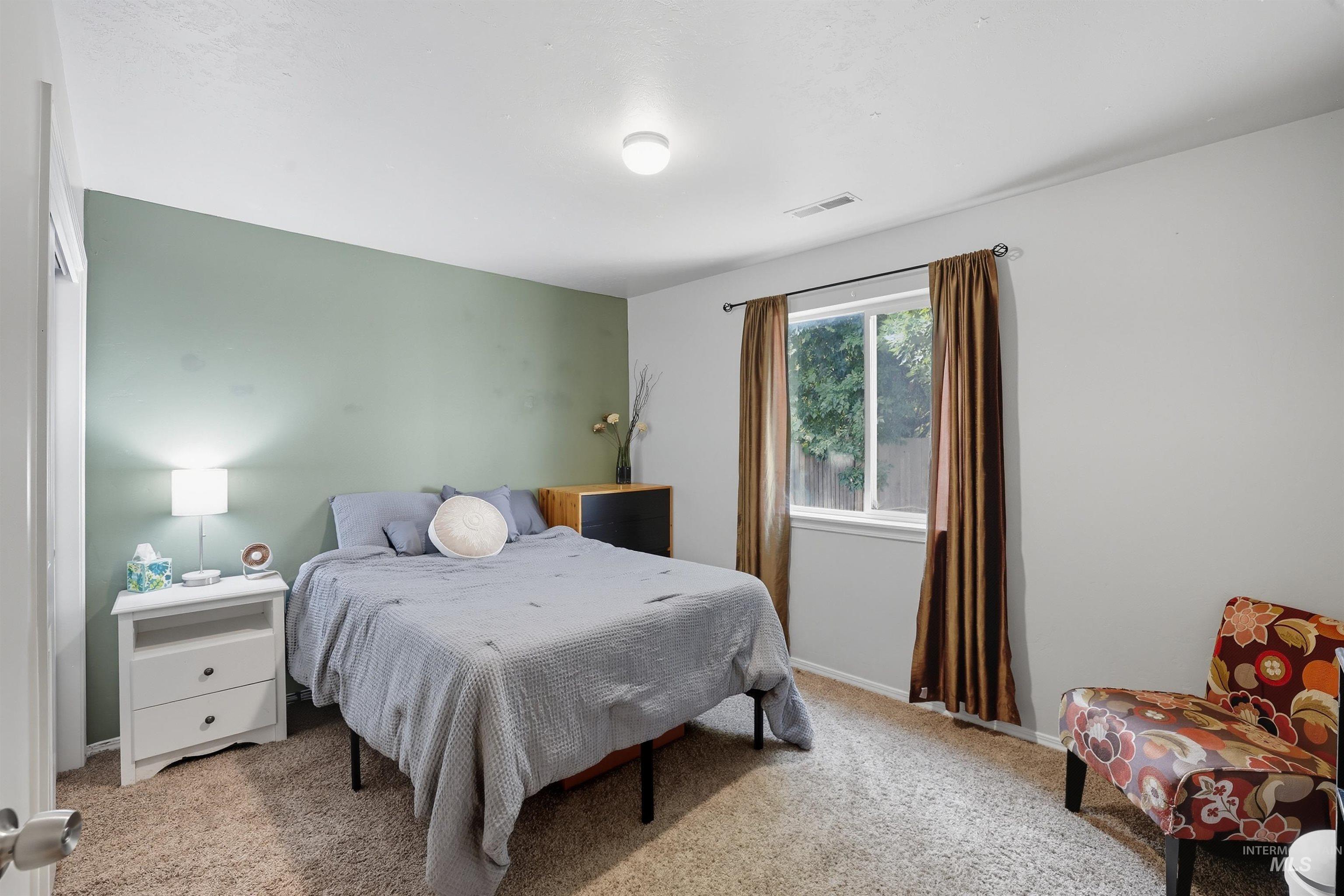 1067 W Butterfield Ave, Weiser, Idaho 83672-4701, 3 Bedrooms, 2 Bathrooms, Residential For Sale, Price $339,477,MLS 98961369