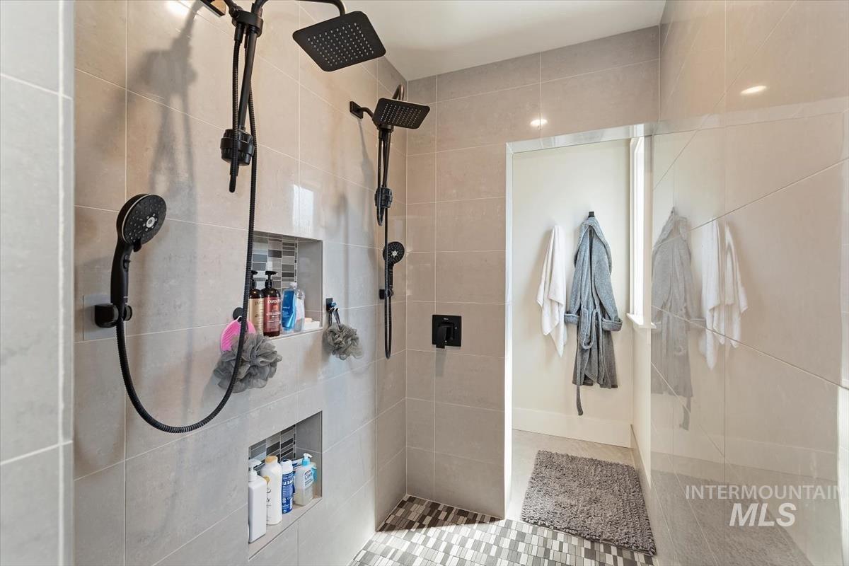 11500 N 17th Way, Boise, Idaho 83714, 3 Bedrooms, 2.5 Bathrooms, Residential For Sale, Price $1,699,900, 98961388