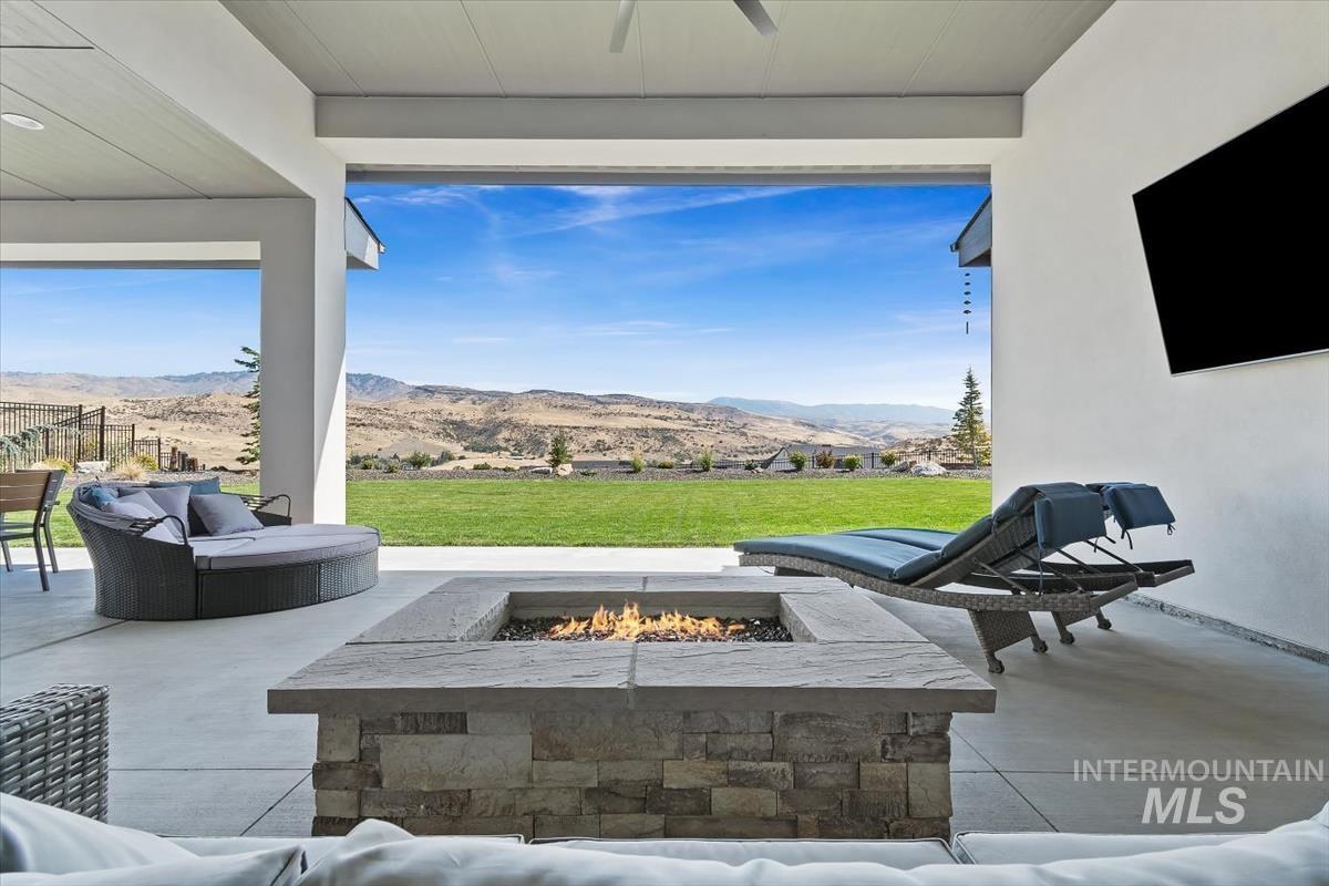 11500 N 17th Way, Boise, Idaho 83714, 3 Bedrooms, 2.5 Bathrooms, Residential For Sale, Price $1,699,900, 98961388