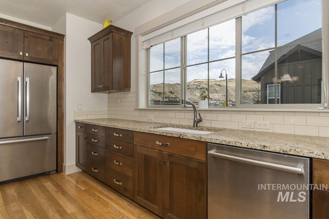 3235 E. Front Runner Lane, Boise, Idaho 83716, 3 Bedrooms, 2.5 Bathrooms, Residential For Sale, Price $773,000,MLS 98961392