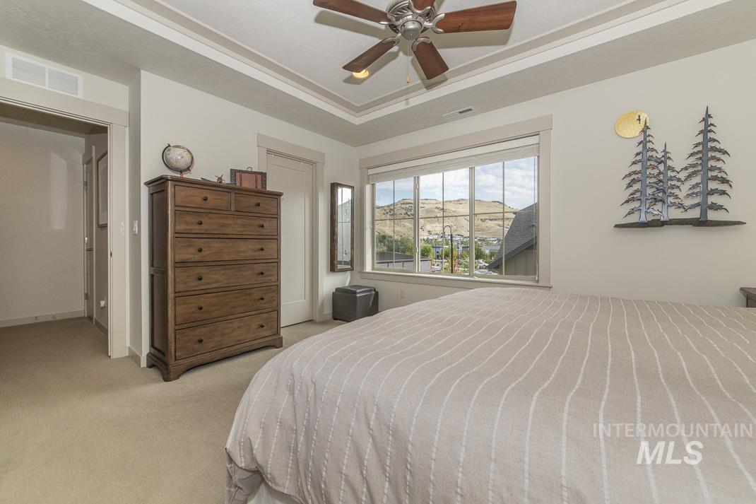 3235 E. Front Runner Lane, Boise, Idaho 83716, 3 Bedrooms, 2.5 Bathrooms, Residential For Sale, Price $773,000,MLS 98961392