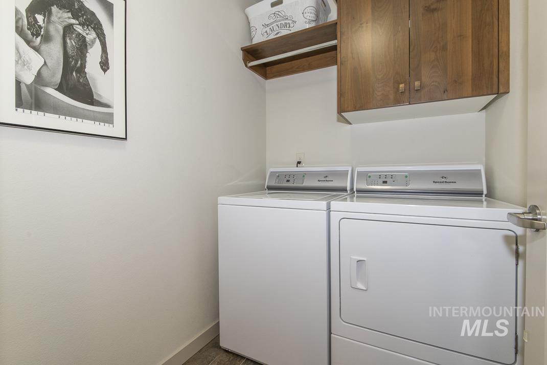 3235 E. Front Runner Lane, Boise, Idaho 83716, 3 Bedrooms, 2.5 Bathrooms, Residential For Sale, Price $773,000,MLS 98961392