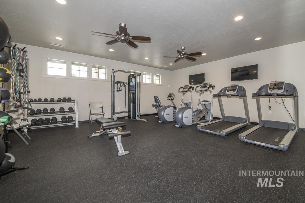 3235 E. Front Runner Lane, Boise, Idaho 83716, 3 Bedrooms, 2.5 Bathrooms, Residential For Sale, Price $773,000,MLS 98961392