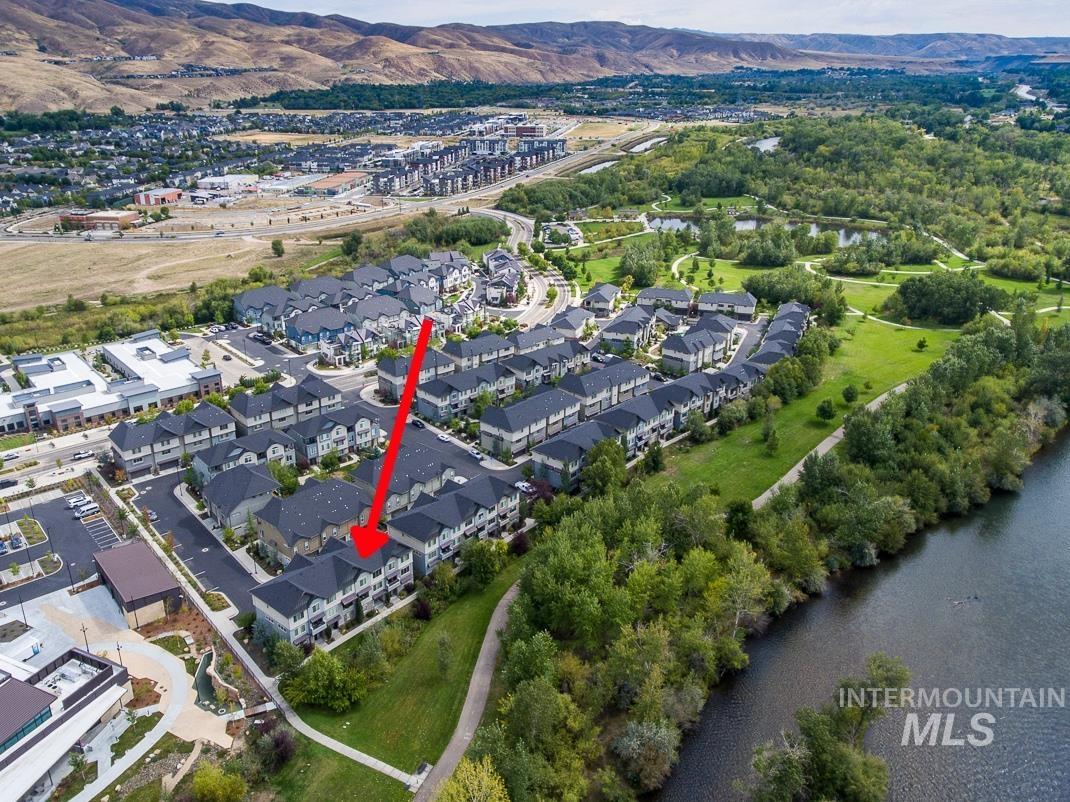 3235 E. Front Runner Lane, Boise, Idaho 83716, 3 Bedrooms, 2.5 Bathrooms, Residential For Sale, Price $773,000,MLS 98961392