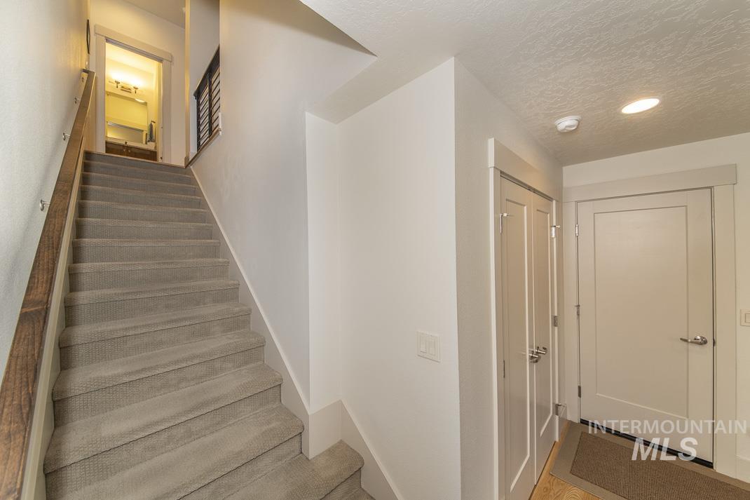 3235 E. Front Runner Lane, Boise, Idaho 83716, 3 Bedrooms, 2.5 Bathrooms, Residential For Sale, Price $773,000,MLS 98961392