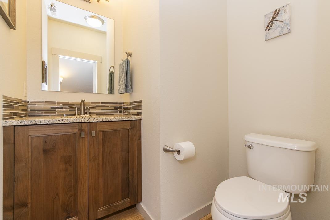 3235 E. Front Runner Lane, Boise, Idaho 83716, 3 Bedrooms, 2.5 Bathrooms, Residential For Sale, Price $773,000,MLS 98961392