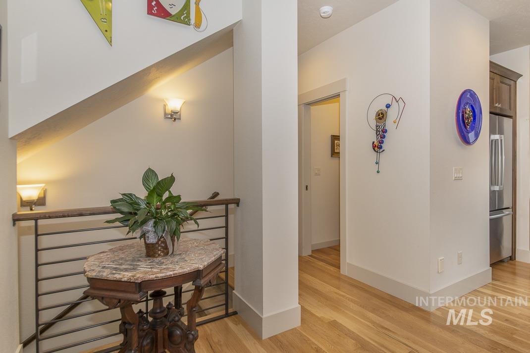 3235 E. Front Runner Lane, Boise, Idaho 83716, 3 Bedrooms, 2.5 Bathrooms, Residential For Sale, Price $773,000,MLS 98961392