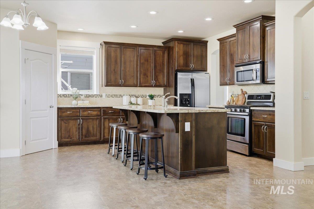 1254 La Reata Way, Middleton, Idaho 83644, 4 Bedrooms, 3.5 Bathrooms, Residential For Sale, Price $550,000,MLS 98961405