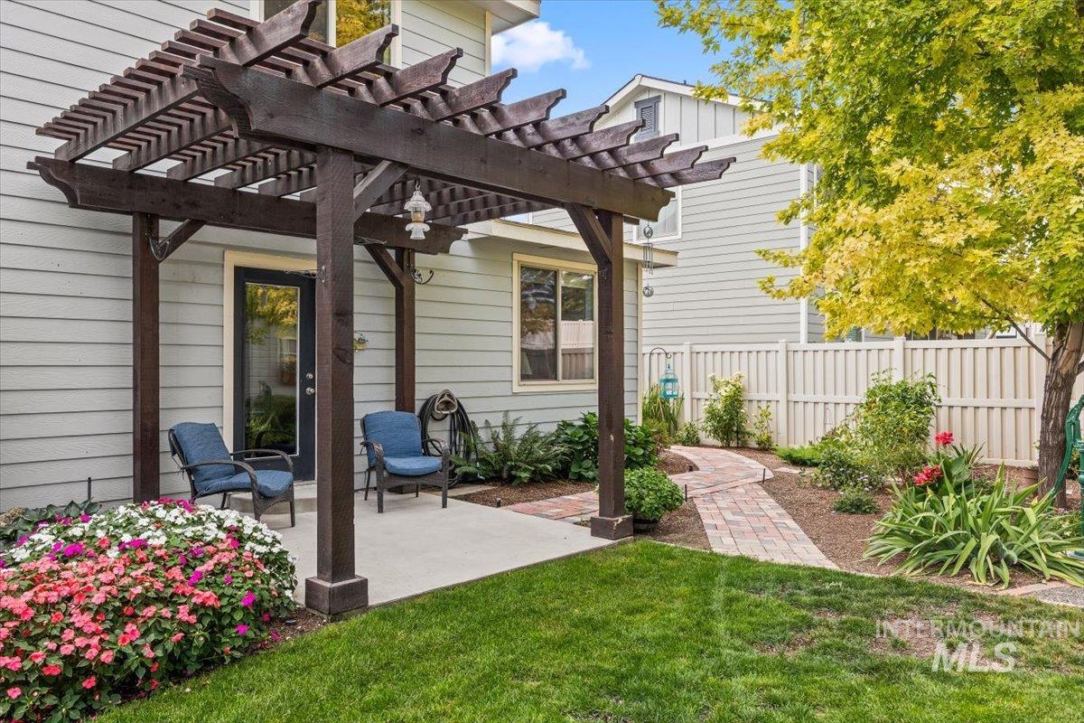 1254 La Reata Way, Middleton, Idaho 83644, 4 Bedrooms, 3.5 Bathrooms, Residential For Sale, Price $550,000,MLS 98961405