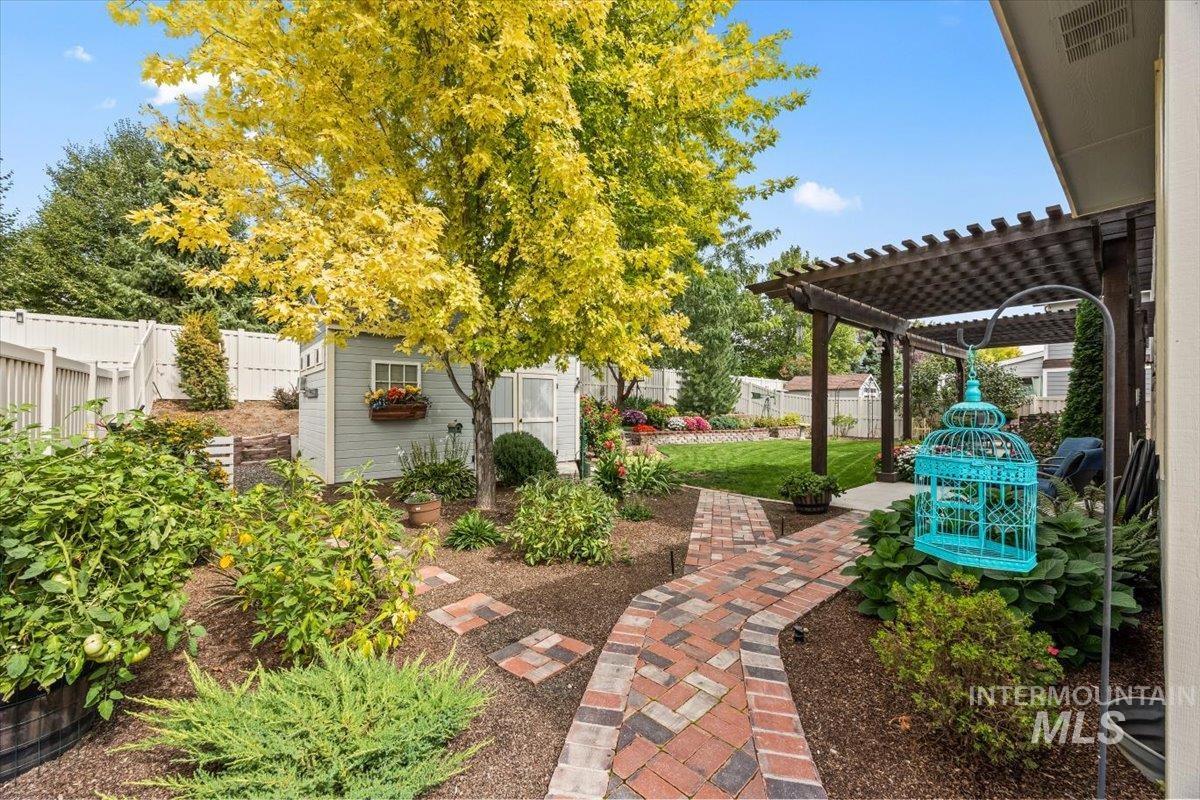 1254 La Reata Way, Middleton, Idaho 83644, 4 Bedrooms, 3.5 Bathrooms, Residential For Sale, Price $550,000,MLS 98961405