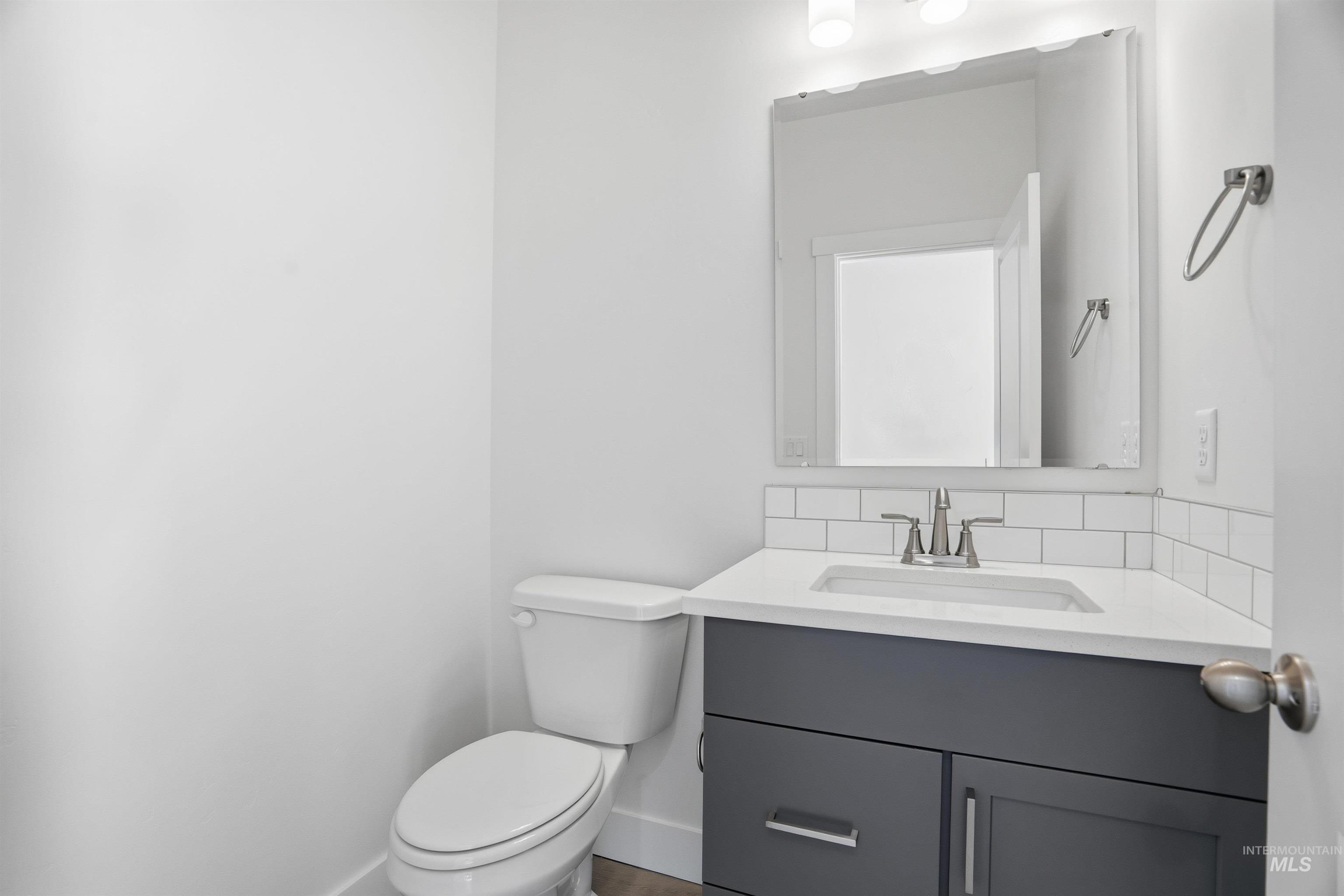 6167 W Parachute Dr., Meridian, Idaho 83646, 3 Bedrooms, 2.5 Bathrooms, Residential For Sale, Price $559,990,MLS 98961413