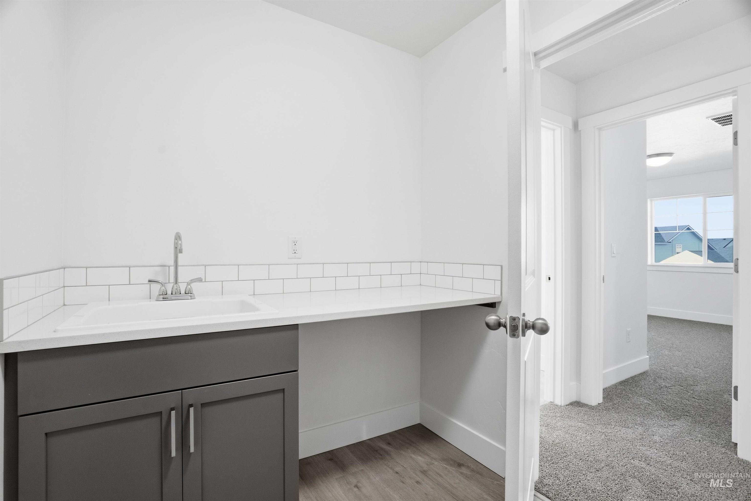 6167 W Parachute Dr., Meridian, Idaho 83646, 3 Bedrooms, 2.5 Bathrooms, Residential For Sale, Price $559,990,MLS 98961413