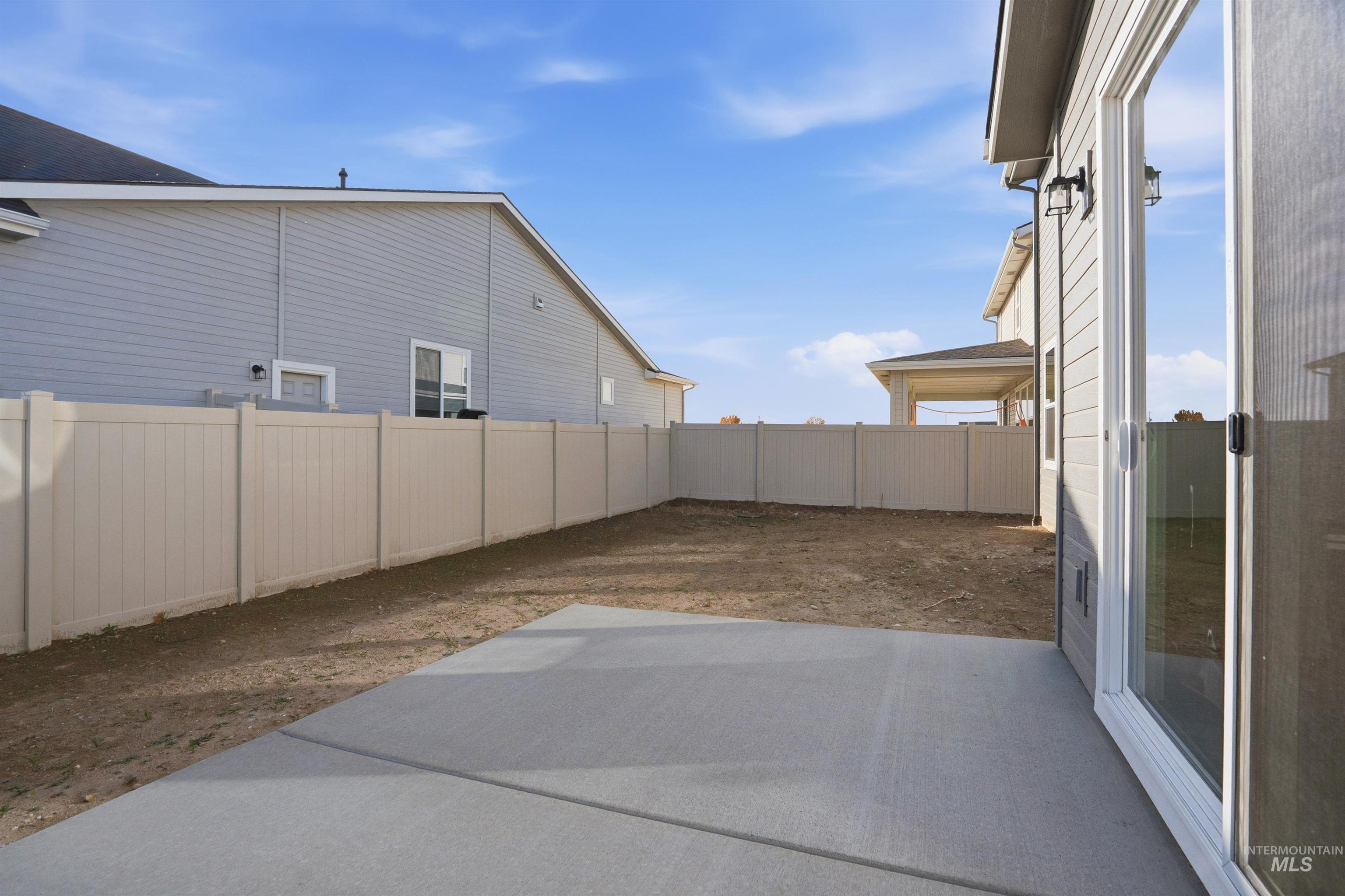 6167 W Parachute Dr., Meridian, Idaho 83646, 3 Bedrooms, 2.5 Bathrooms, Residential For Sale, Price $559,990,MLS 98961413