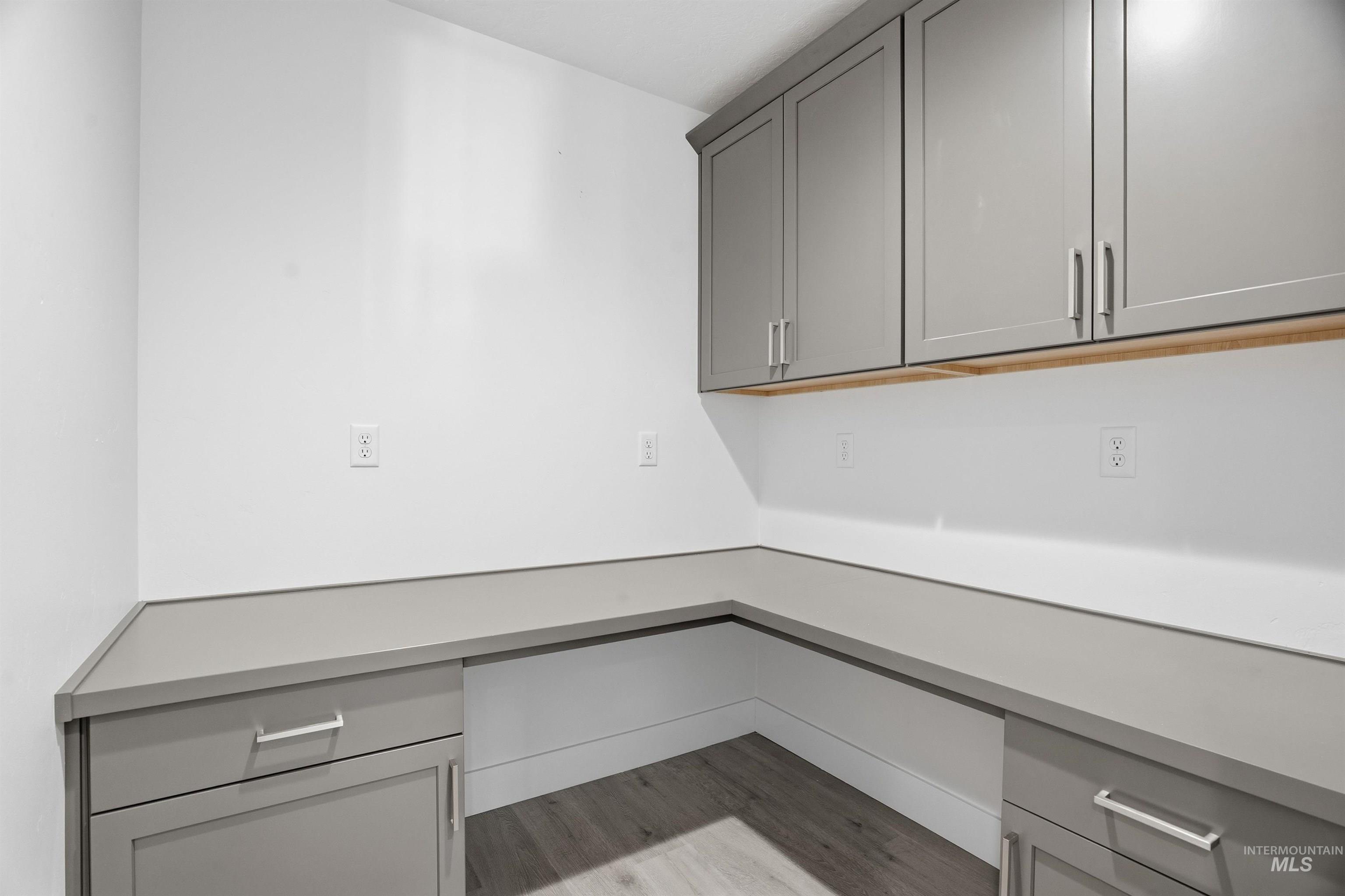 6167 W Parachute Dr., Meridian, Idaho 83646, 3 Bedrooms, 2.5 Bathrooms, Residential For Sale, Price $559,990, 98961413