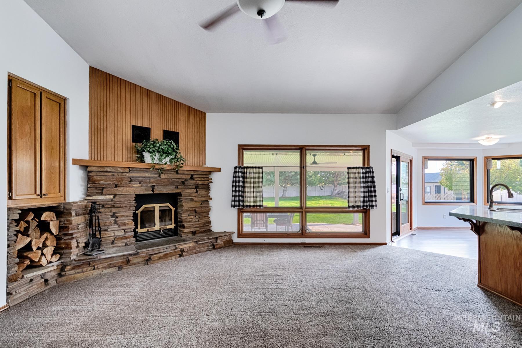 1276 N Cambrick Dr, Kuna, Idaho 83634, 6 Bedrooms, 4 Bathrooms, Residential For Sale, Price $669,000,MLS 98961416