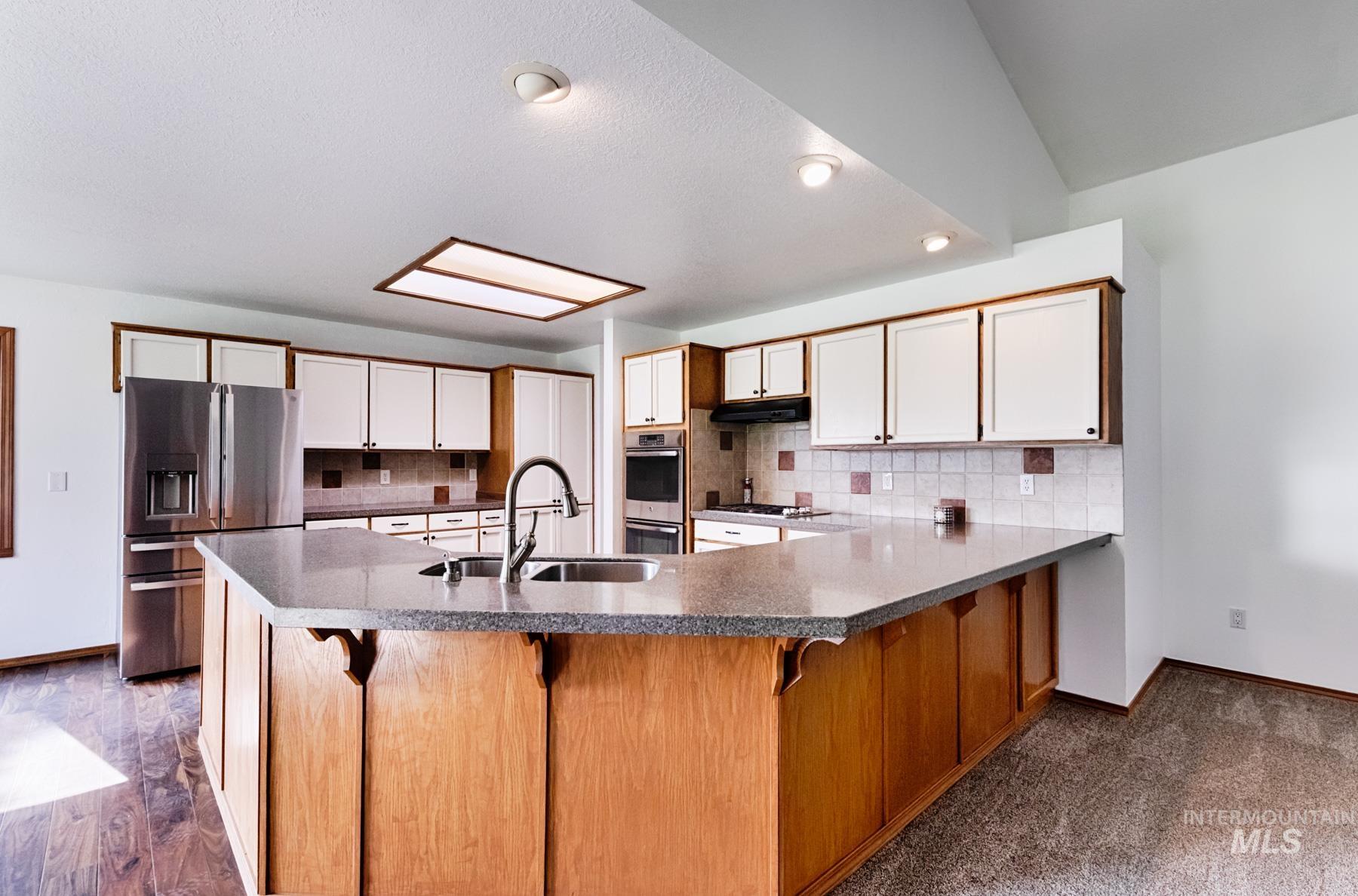 1276 N Cambrick Dr, Kuna, Idaho 83634, 6 Bedrooms, 4 Bathrooms, Residential For Sale, Price $669,000,MLS 98961416