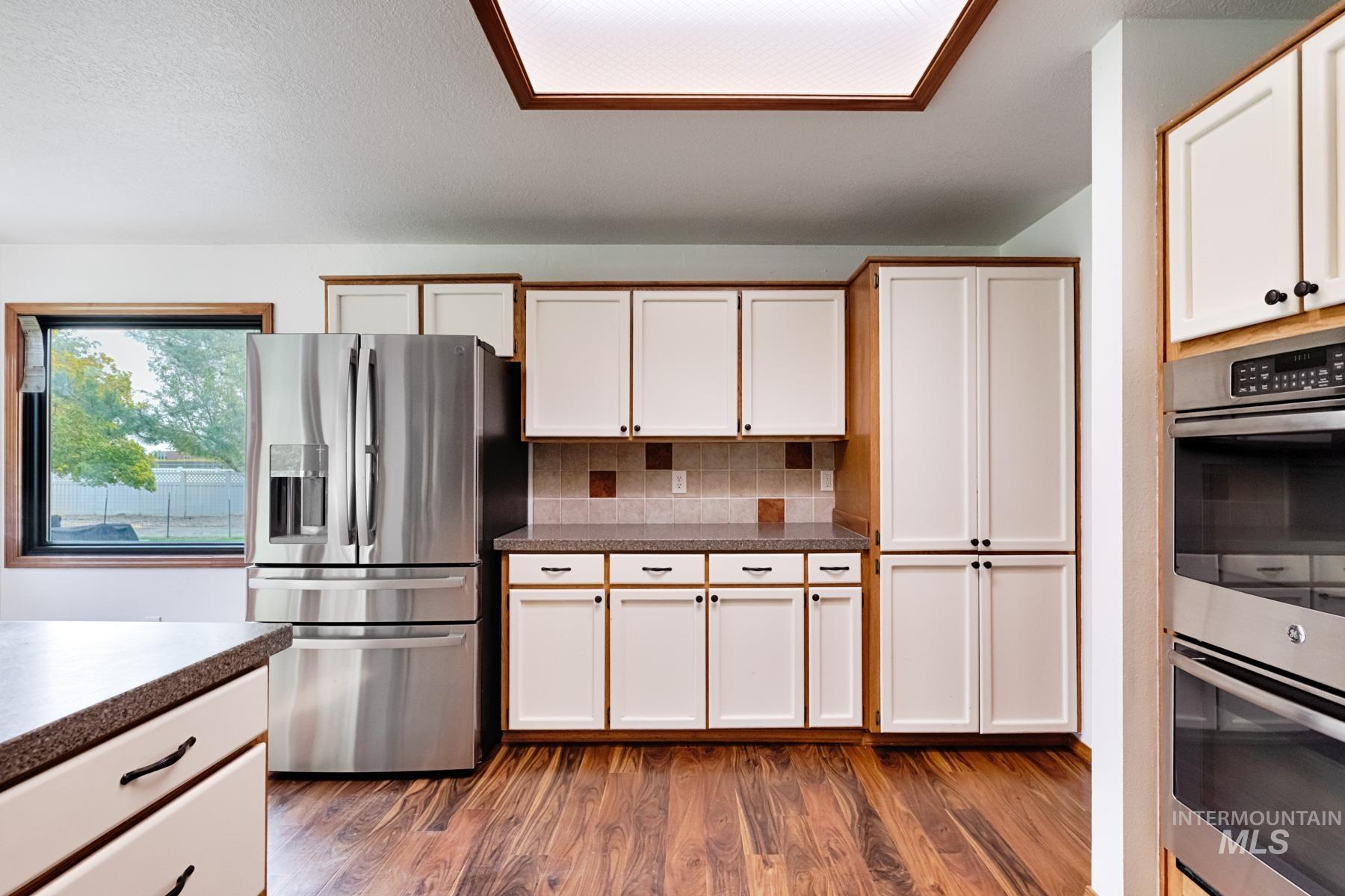 1276 N Cambrick Dr, Kuna, Idaho 83634, 6 Bedrooms, 4 Bathrooms, Residential For Sale, Price $669,000,MLS 98961416